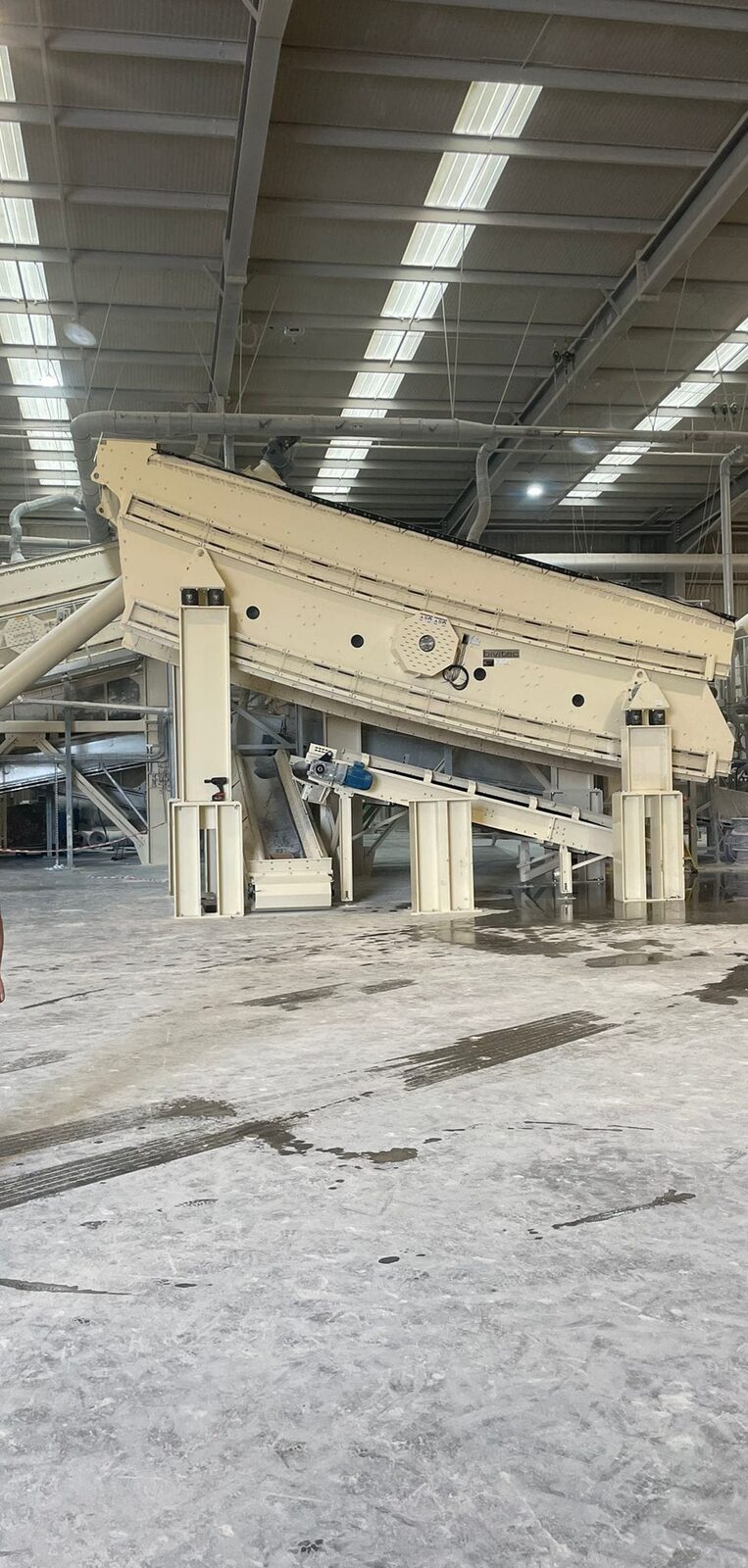 A Binder+Co screening line installed and running